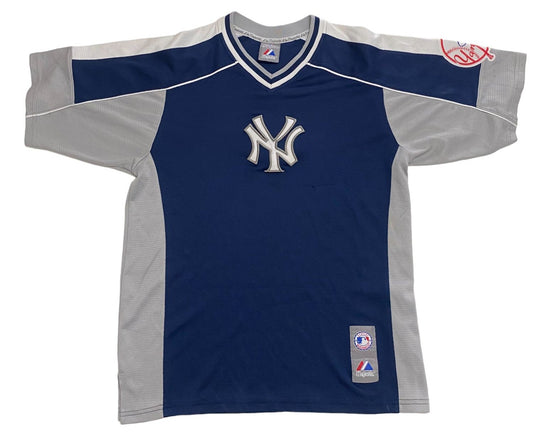 New york yankees 8/10 - (M)